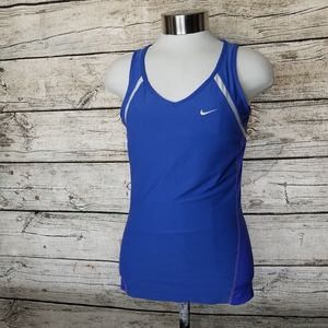 Nike size small V-neck stretch sleeveless dri-fit pullover activewear top.Pit